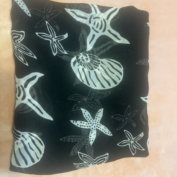 Beach Shells Black and White Sarong Swim Scarf Wrap - Picture 5 of 10